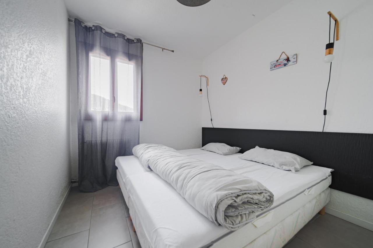 Max Apartment Les Angles  Bagian luar foto