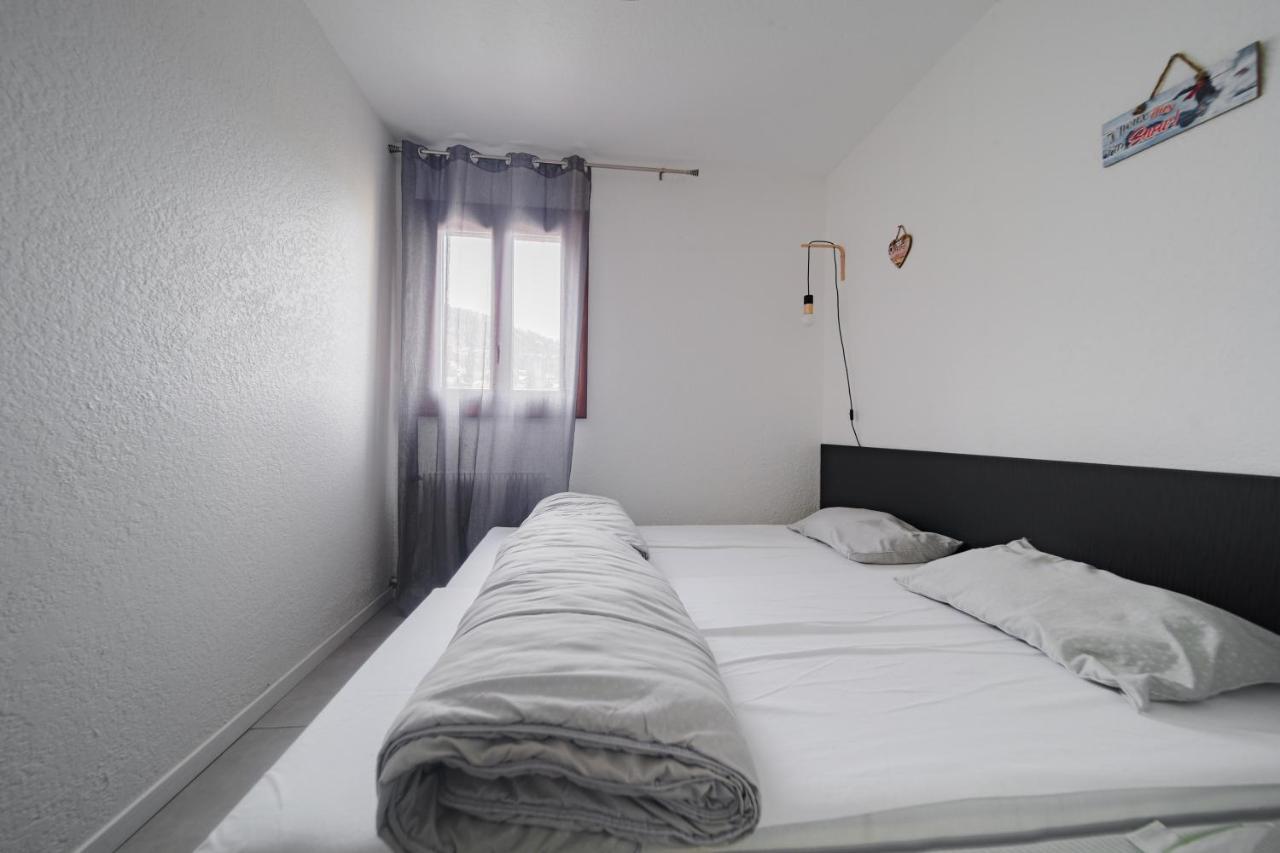 Max Apartment Les Angles  Bagian luar foto